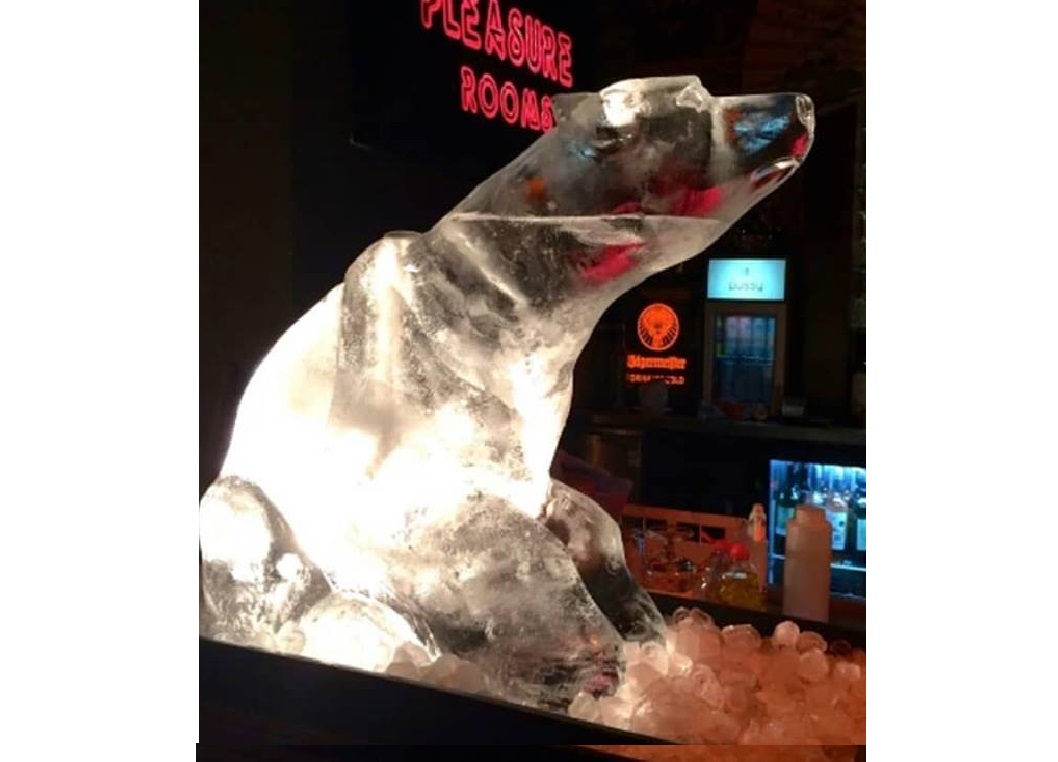 Animal (Polar Bear) Ice Luge